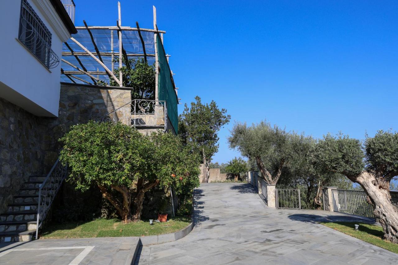 Villa Italia Sorrento Termini Luaran gambar