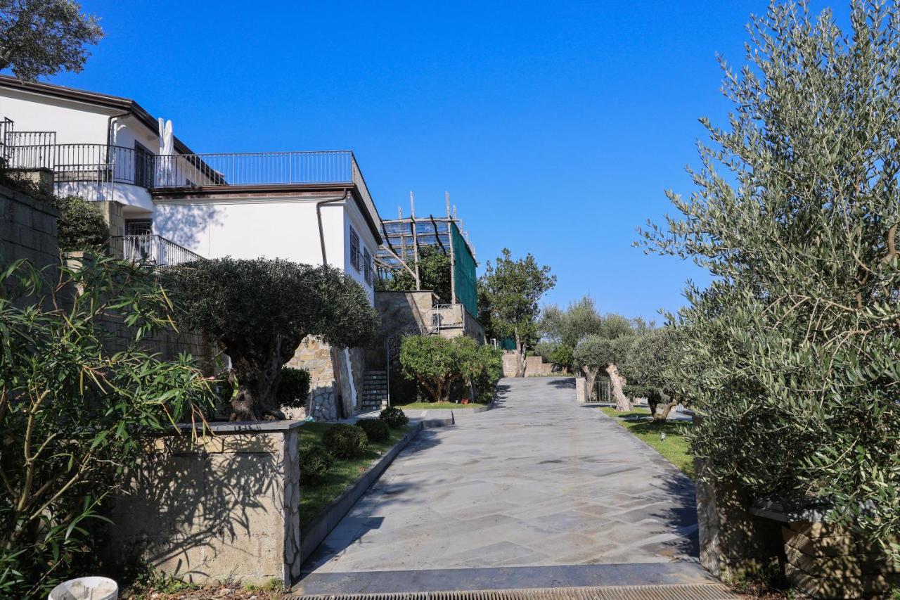 Villa Italia Sorrento Termini Luaran gambar